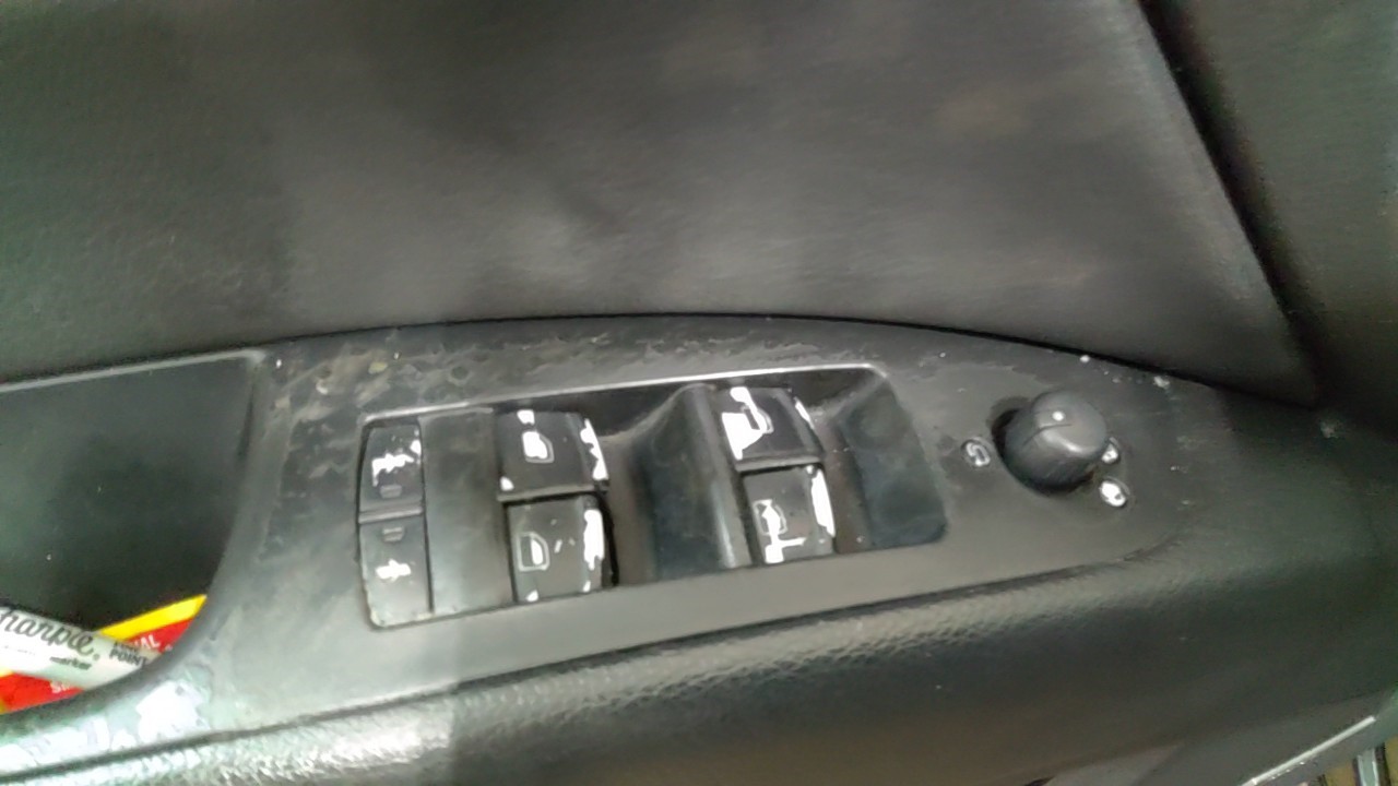 https://f005.backblazeb2.com/file/img-partshotlines-com/Inventory/NE219/Vehicle/484871_11.jpg