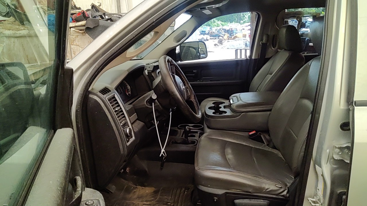 https://f005.backblazeb2.com/file/img-partshotlines-com/Inventory/NE219/Vehicle/485114_11.jpg