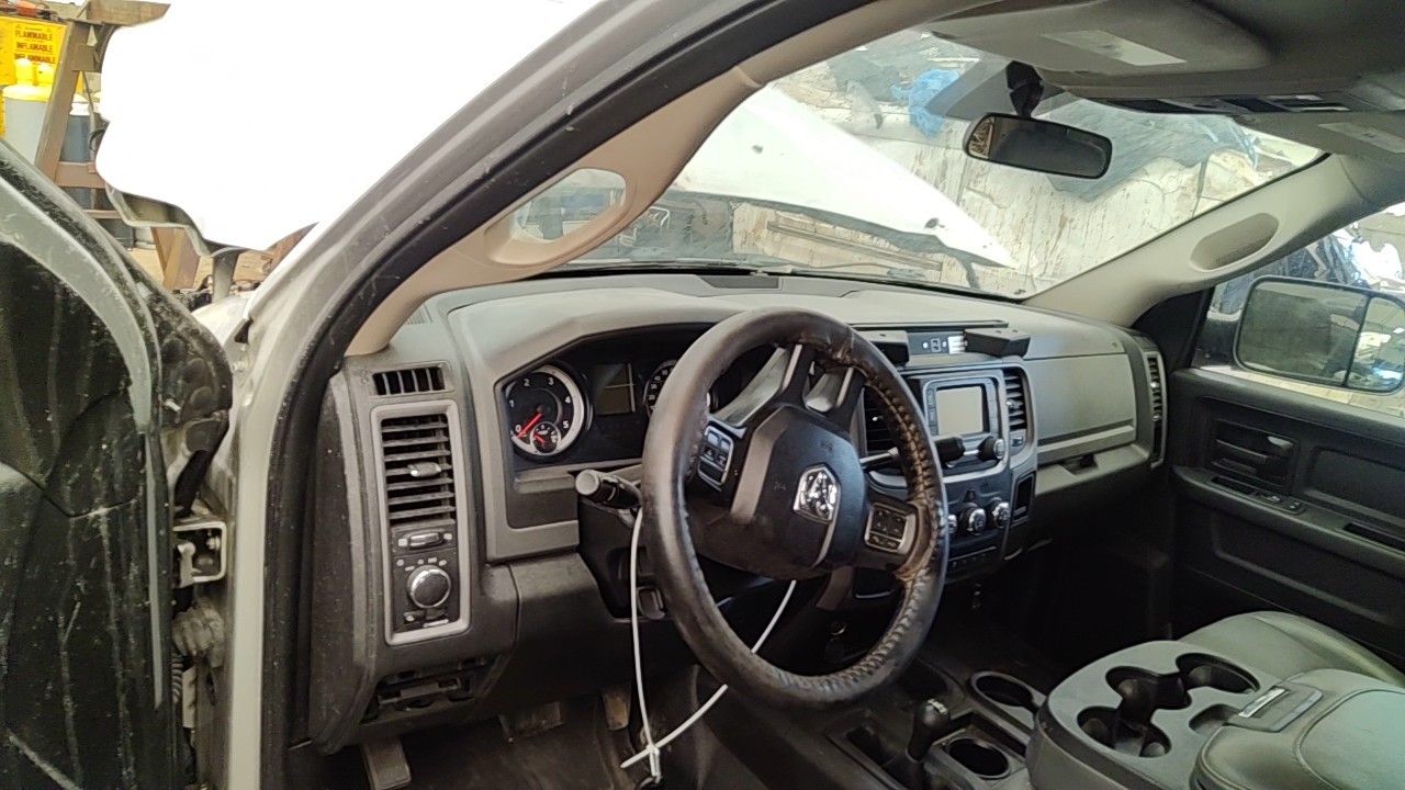 https://f005.backblazeb2.com/file/img-partshotlines-com/Inventory/NE219/Vehicle/485114_12.jpg