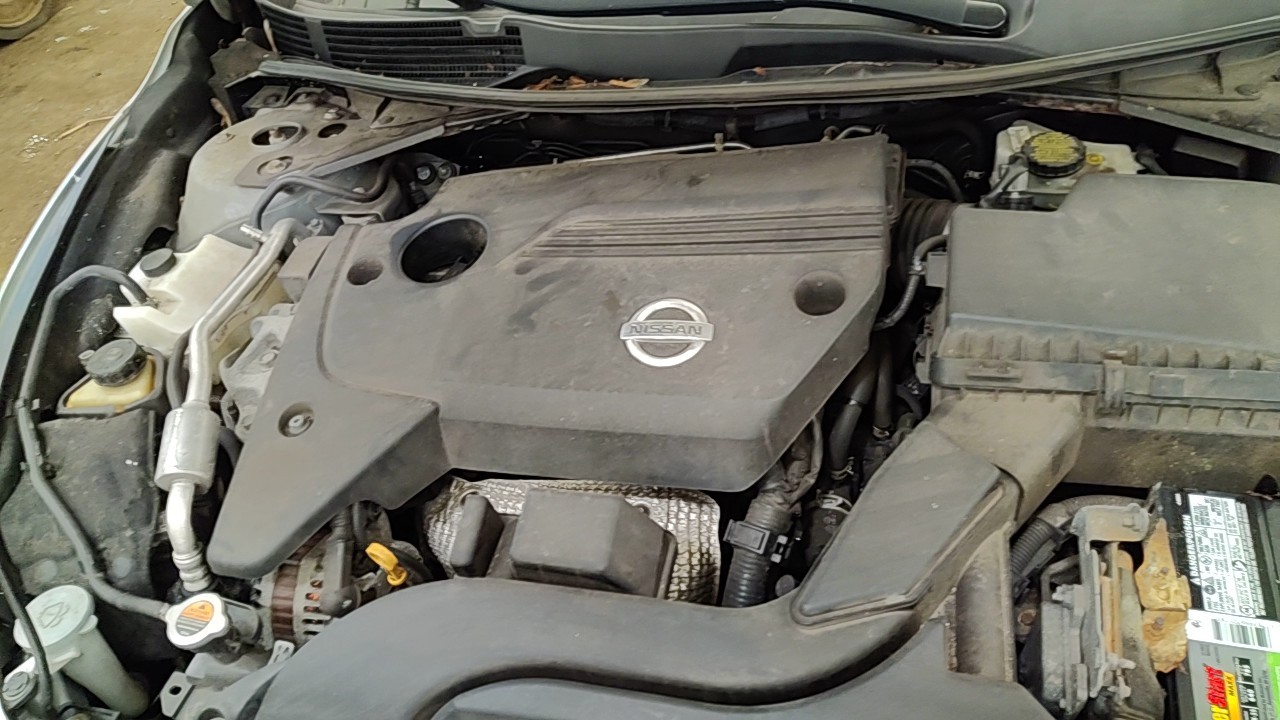https://f005.backblazeb2.com/file/img-partshotlines-com/Inventory/NE219/Vehicle/485628_09.jpg