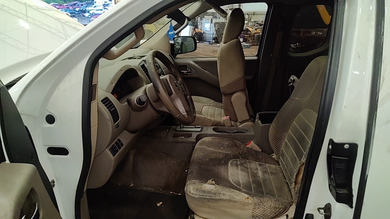 https://f005.backblazeb2.com/file/img-partshotlines-com/Inventory/NE219/Vehicle/485670_12.jpg
