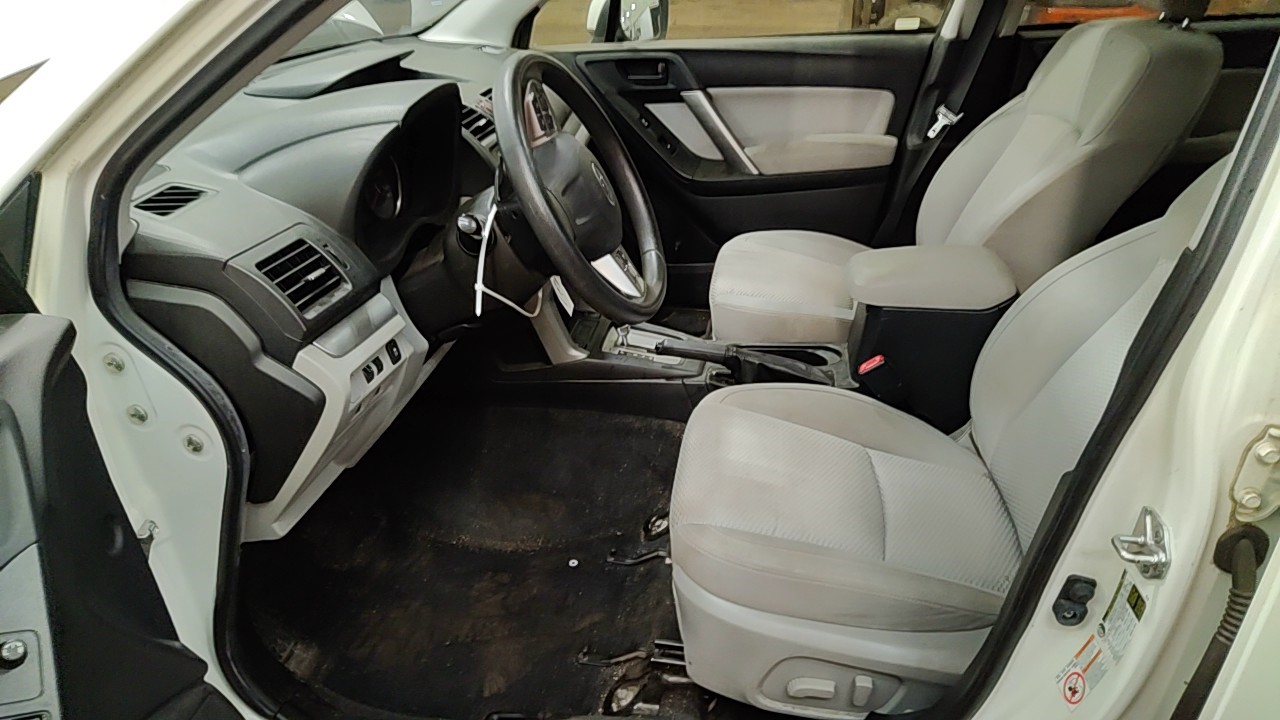 https://f005.backblazeb2.com/file/img-partshotlines-com/Inventory/NE219/Vehicle/486073_10.jpg