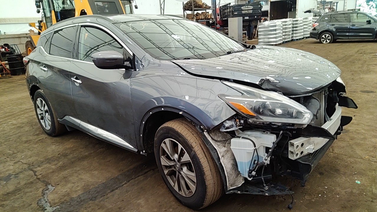 https://f005.backblazeb2.com/file/img-partshotlines-com/Inventory/NE219/Vehicle/486344_08.jpg
