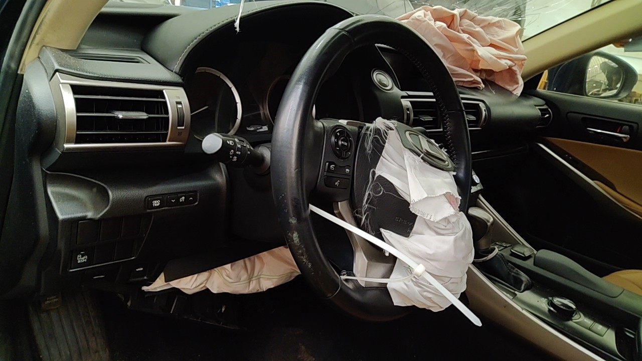 https://f005.backblazeb2.com/file/img-partshotlines-com/Inventory/NE219/Vehicle/486360_11.jpg