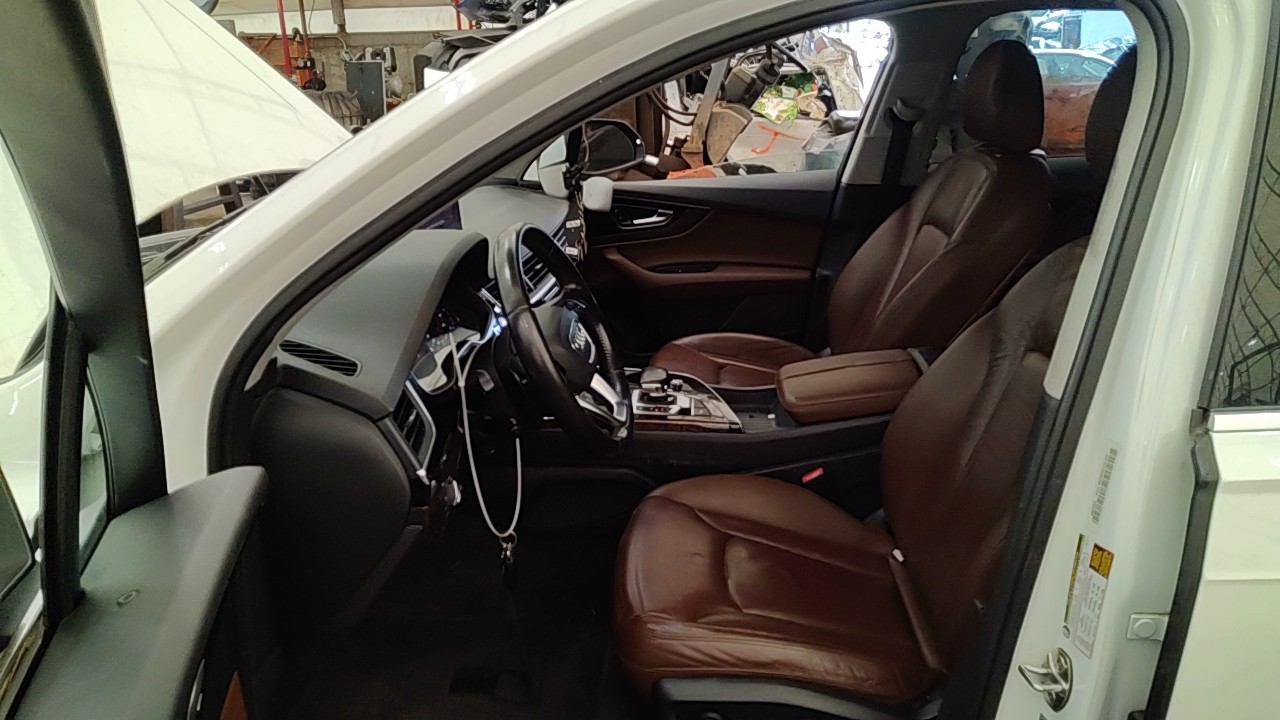 https://f005.backblazeb2.com/file/img-partshotlines-com/Inventory/NE219/Vehicle/486580_11.jpg