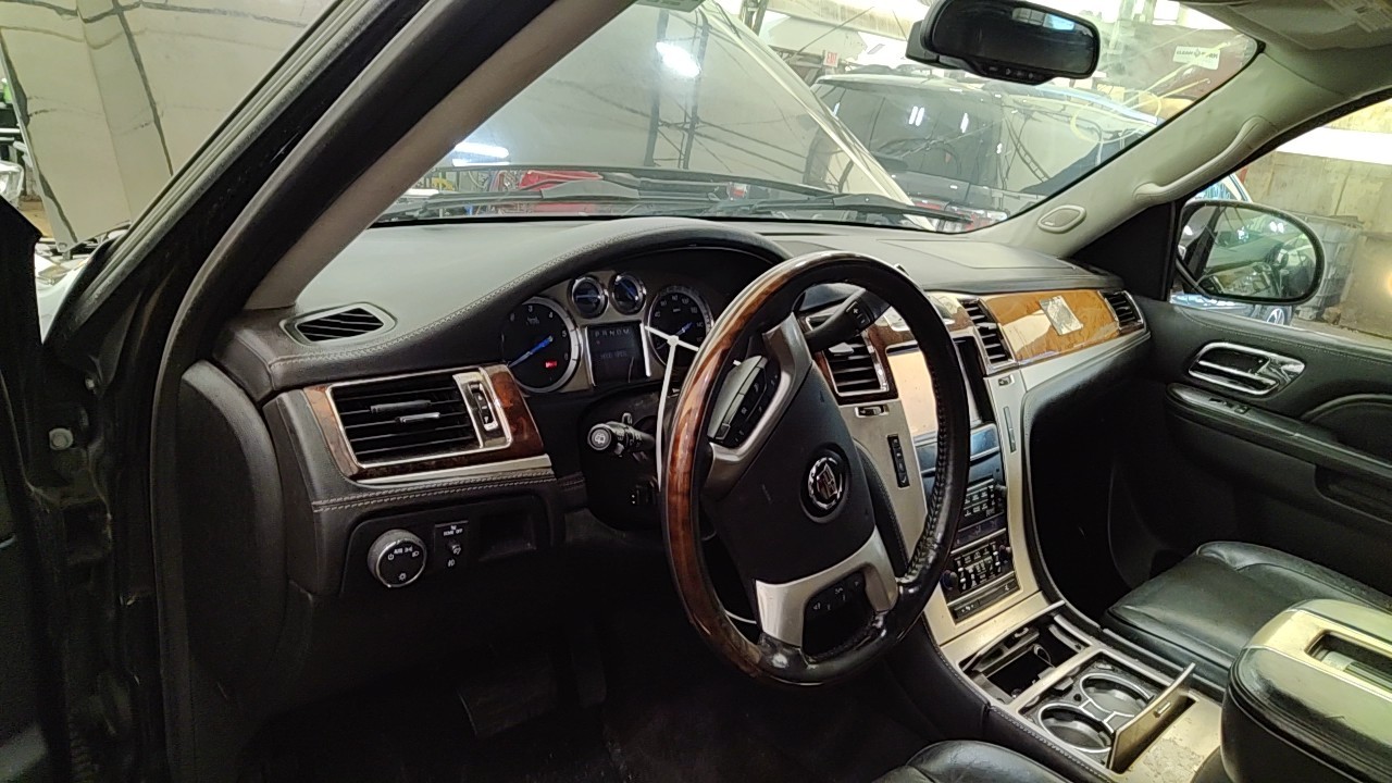 https://f005.backblazeb2.com/file/img-partshotlines-com/Inventory/NE219/Vehicle/486991_11.jpg