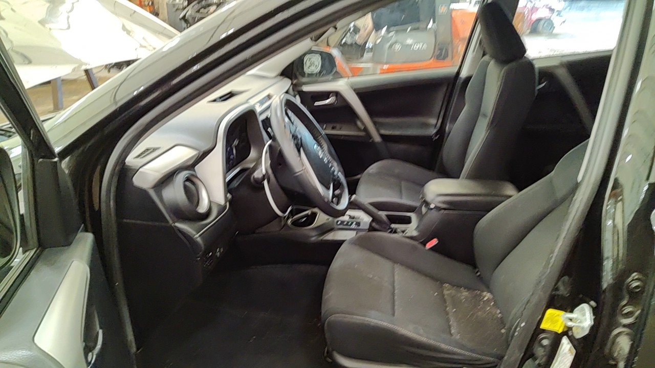 https://f005.backblazeb2.com/file/img-partshotlines-com/Inventory/NE219/Vehicle/487089_11.jpg