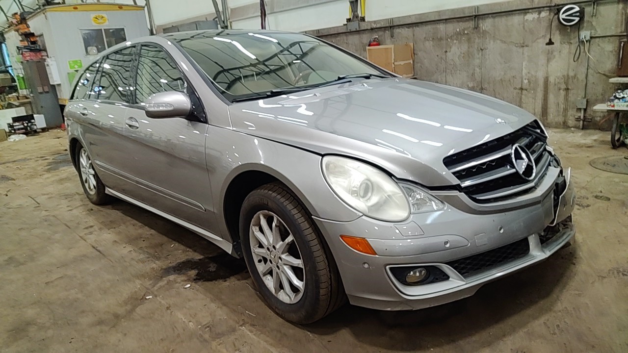 https://f005.backblazeb2.com/file/img-partshotlines-com/Inventory/NE219/Vehicle/487139_06.jpg