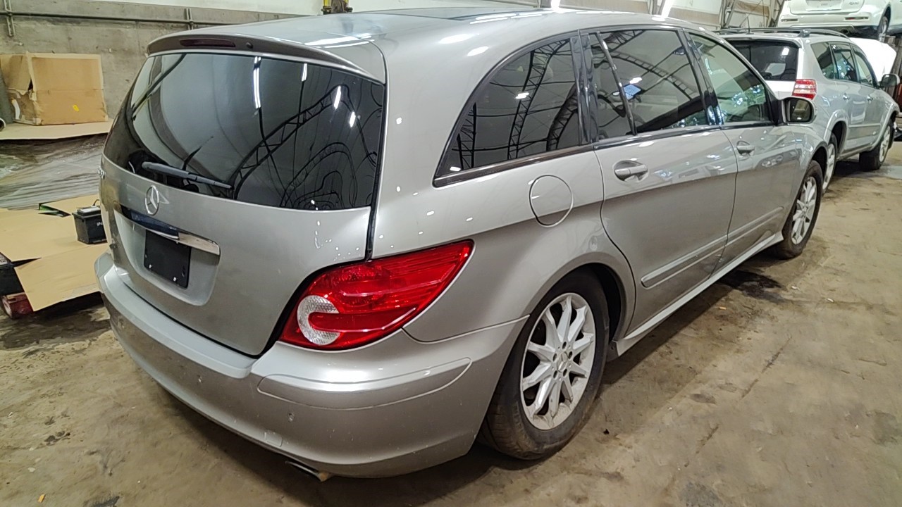 https://f005.backblazeb2.com/file/img-partshotlines-com/Inventory/NE219/Vehicle/487139_08.jpg