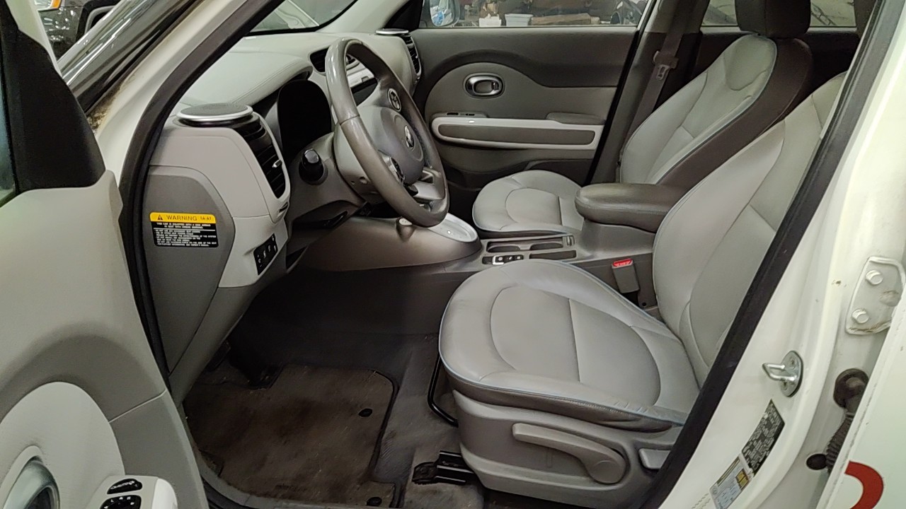 https://f005.backblazeb2.com/file/img-partshotlines-com/Inventory/NE219/Vehicle/487357_10.jpg