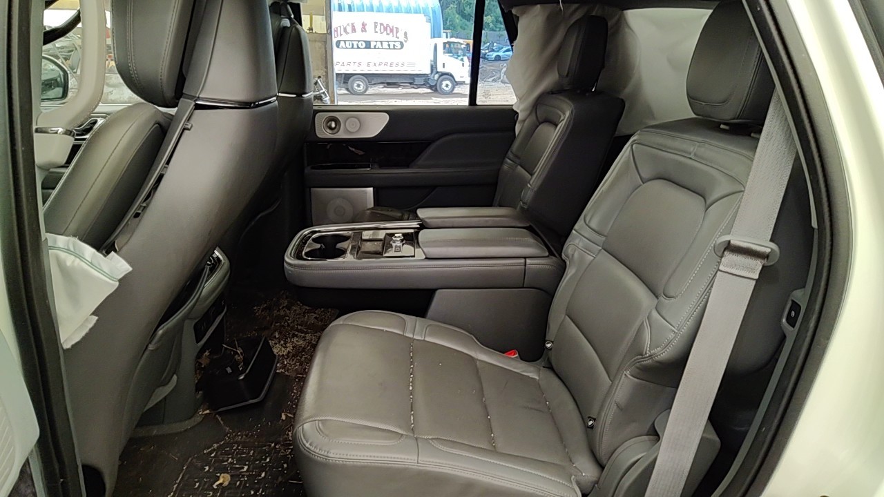 https://f005.backblazeb2.com/file/img-partshotlines-com/Inventory/NE219/Vehicle/487820_11.jpg