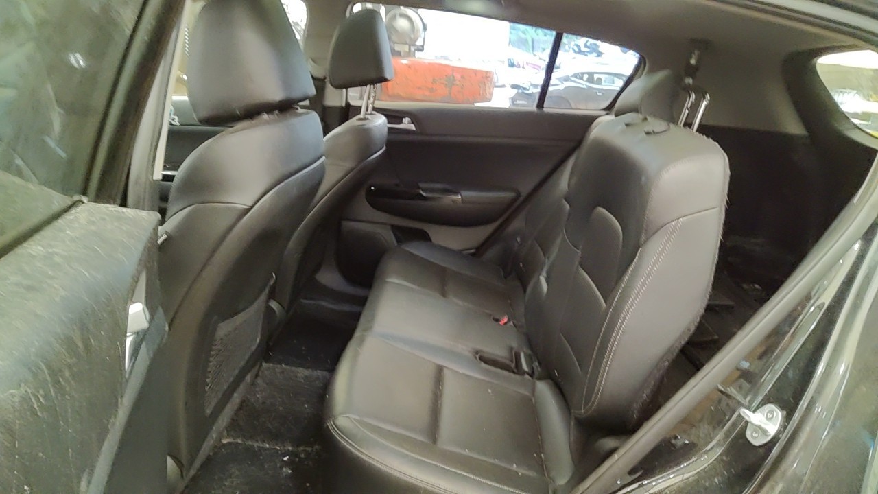 https://f005.backblazeb2.com/file/img-partshotlines-com/Inventory/NE219/Vehicle/488146_11.jpg