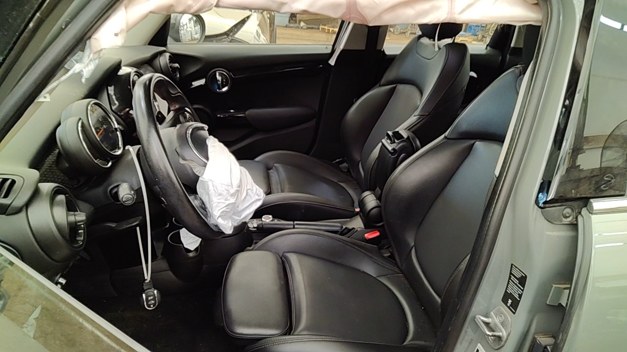 https://f005.backblazeb2.com/file/img-partshotlines-com/Inventory/NE219/Vehicle/488149_11.jpg