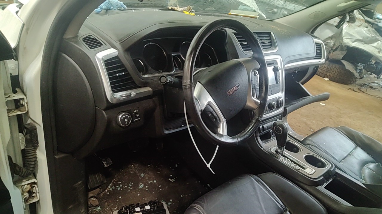 https://f005.backblazeb2.com/file/img-partshotlines-com/Inventory/NE219/Vehicle/488275_11.jpg