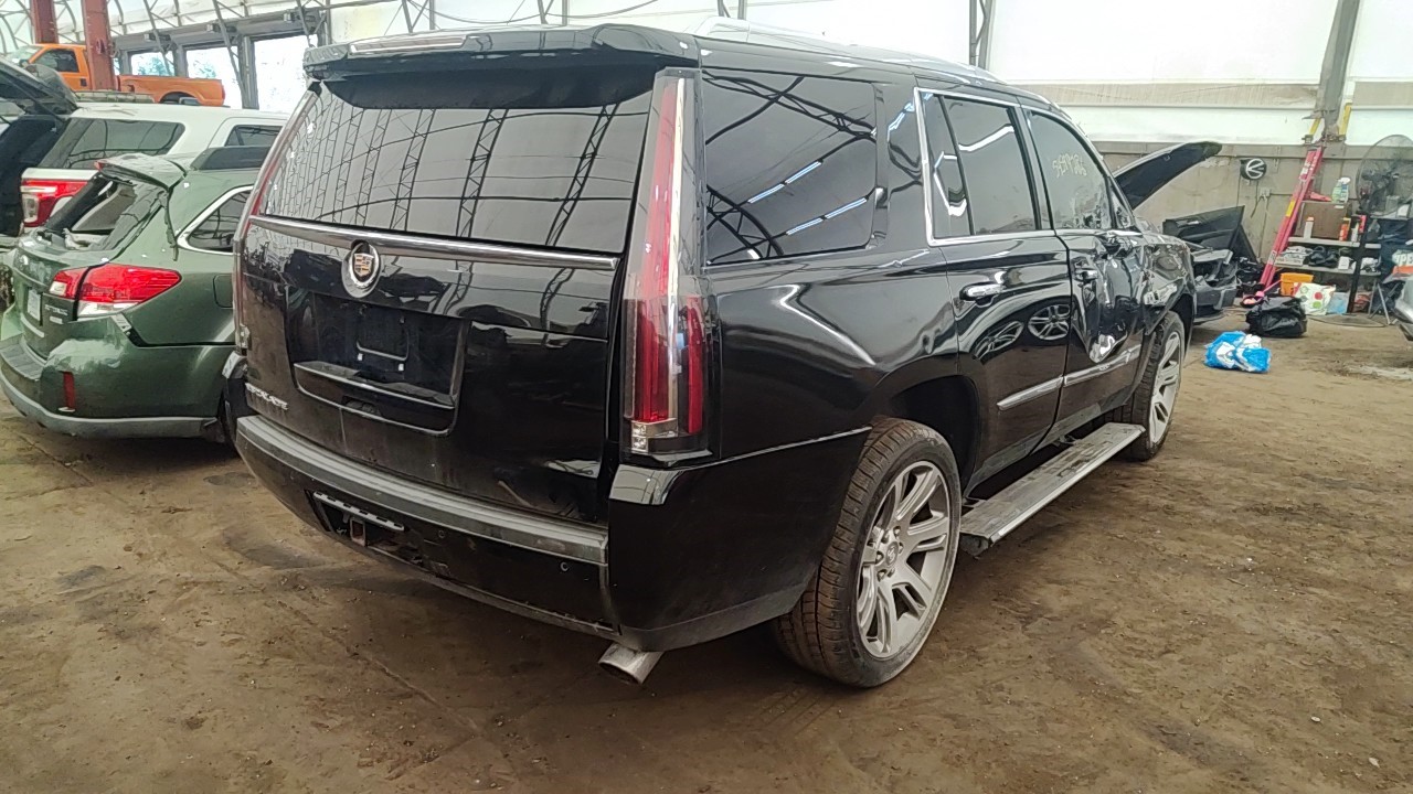 https://f005.backblazeb2.com/file/img-partshotlines-com/Inventory/NE219/Vehicle/488278_04.jpg