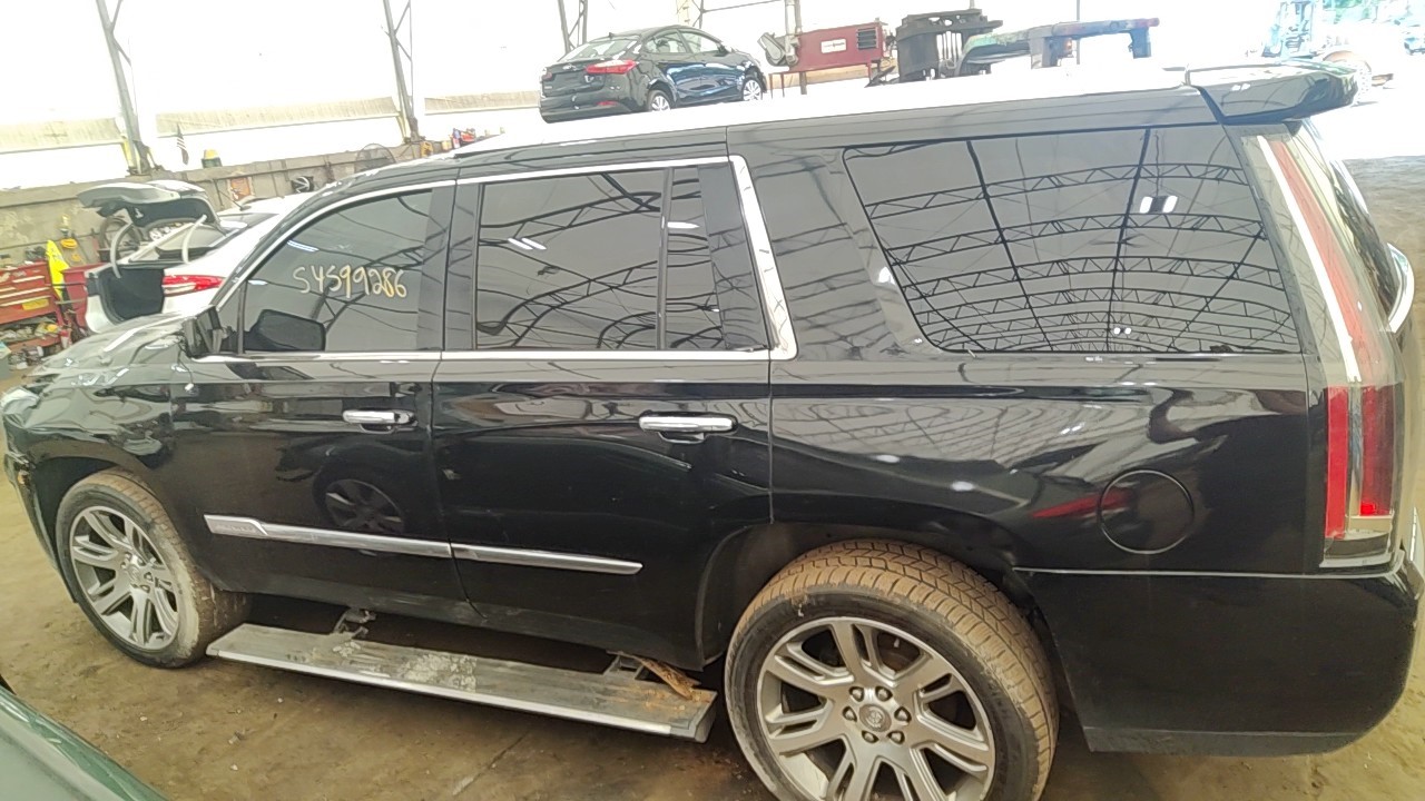 https://f005.backblazeb2.com/file/img-partshotlines-com/Inventory/NE219/Vehicle/488278_07.jpg