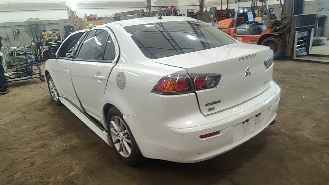 https://f005.backblazeb2.com/file/img-partshotlines-com/Inventory/NE219/Vehicle/488396_03.jpg