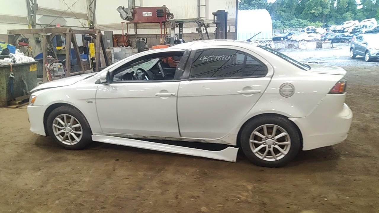 https://f005.backblazeb2.com/file/img-partshotlines-com/Inventory/NE219/Vehicle/488396_04.jpg
