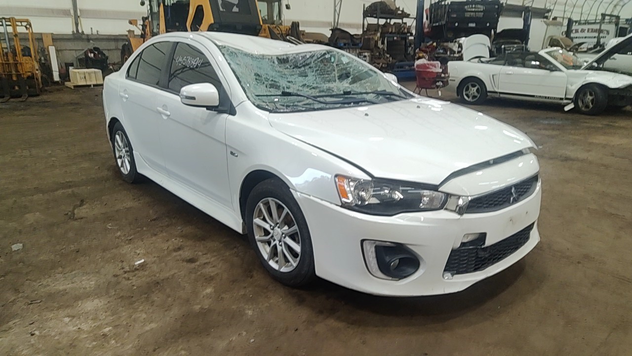 https://f005.backblazeb2.com/file/img-partshotlines-com/Inventory/NE219/Vehicle/488396_07.jpg