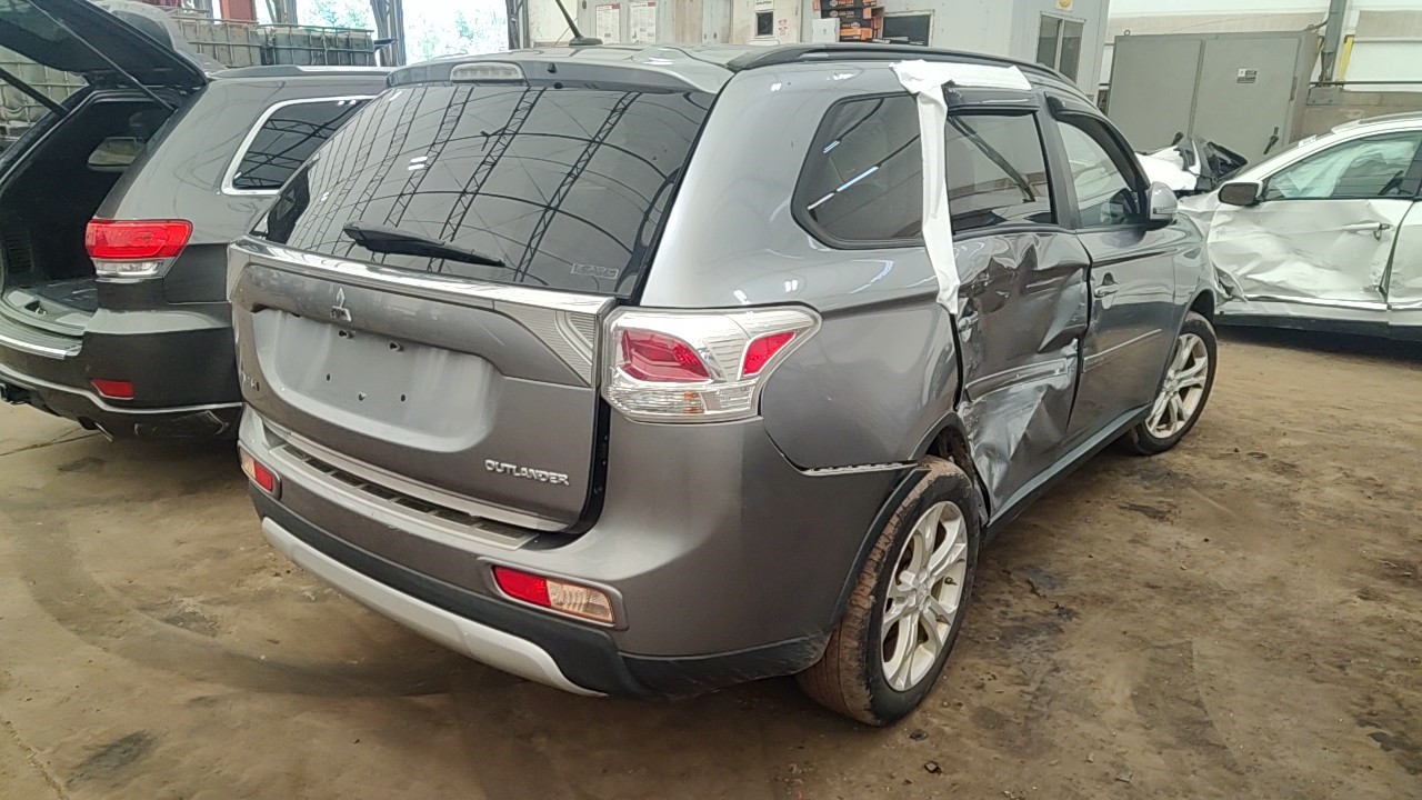 https://f005.backblazeb2.com/file/img-partshotlines-com/Inventory/NE219/Vehicle/488488_05.jpg