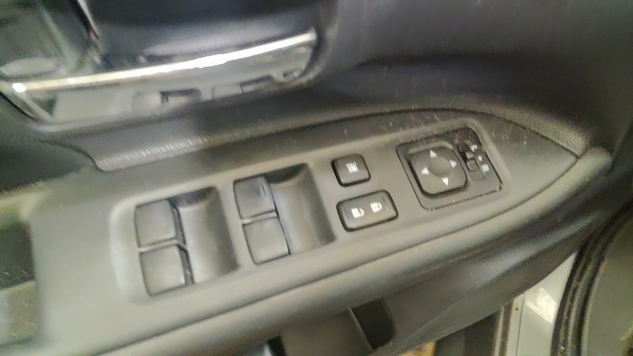 https://f005.backblazeb2.com/file/img-partshotlines-com/Inventory/NE219/Vehicle/488488_10.jpg