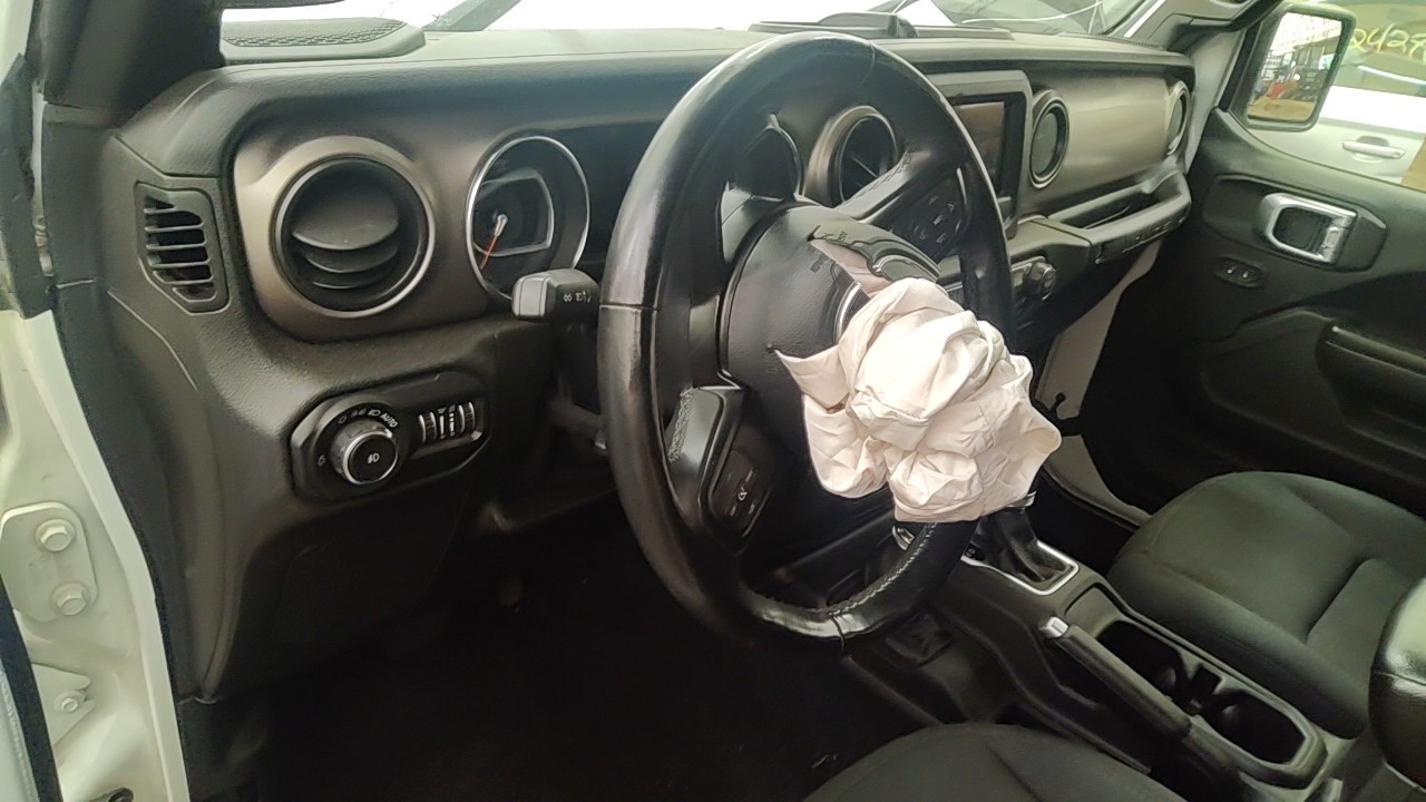 https://f005.backblazeb2.com/file/img-partshotlines-com/Inventory/NE219/Vehicle/489014_11.jpg