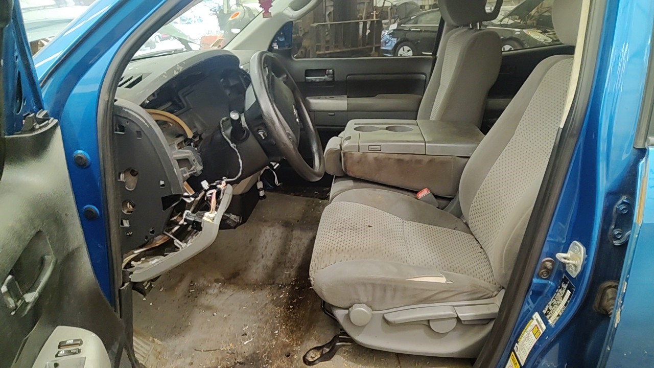 https://f005.backblazeb2.com/file/img-partshotlines-com/Inventory/NE219/Vehicle/489066_08.jpg