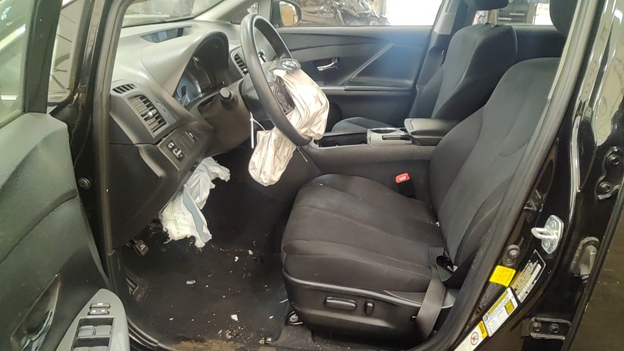 https://f005.backblazeb2.com/file/img-partshotlines-com/Inventory/NE219/Vehicle/489118_10.jpg