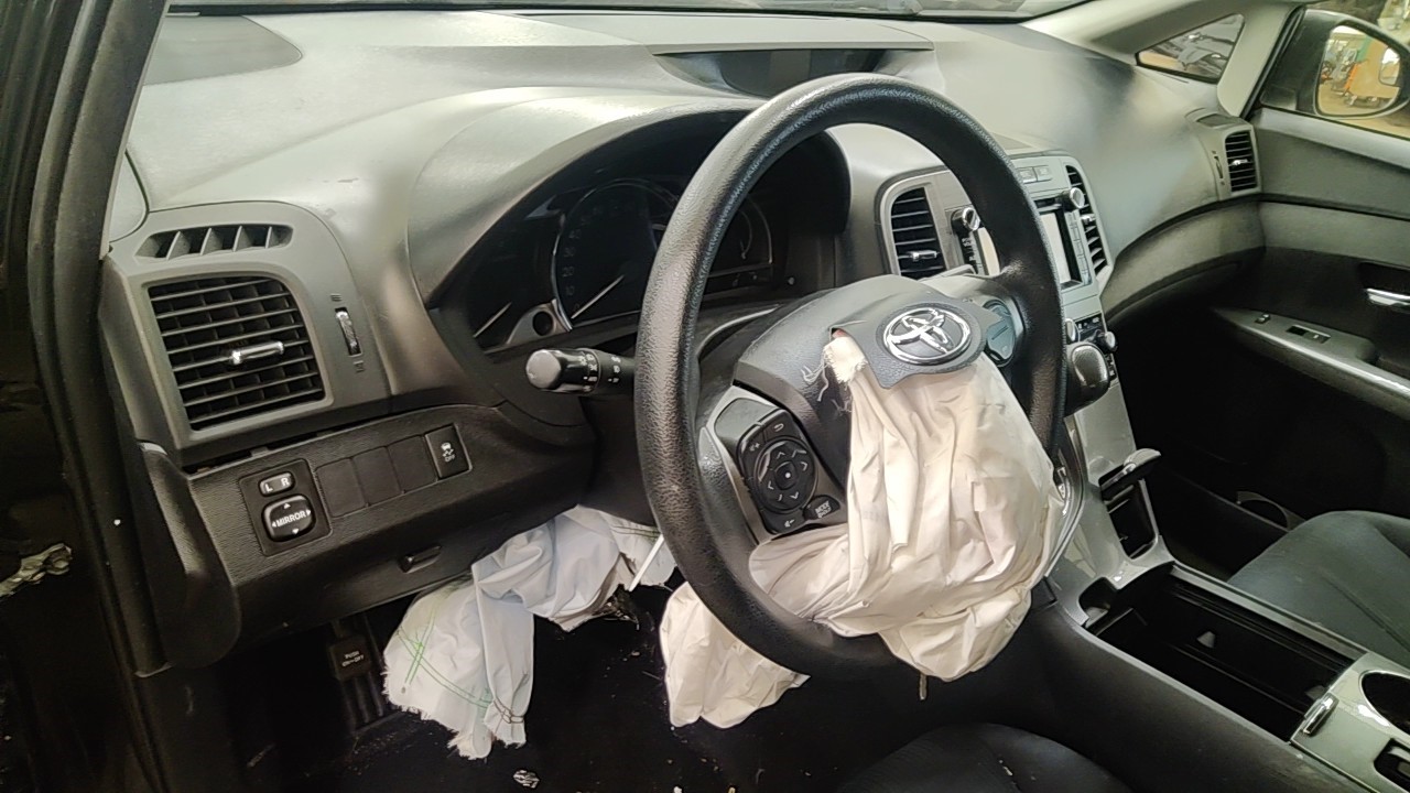 https://f005.backblazeb2.com/file/img-partshotlines-com/Inventory/NE219/Vehicle/489118_12.jpg