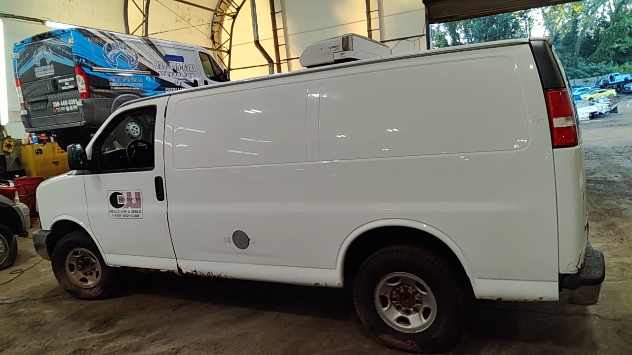 https://f005.backblazeb2.com/file/img-partshotlines-com/Inventory/NE219/Vehicle/489128_03.jpg