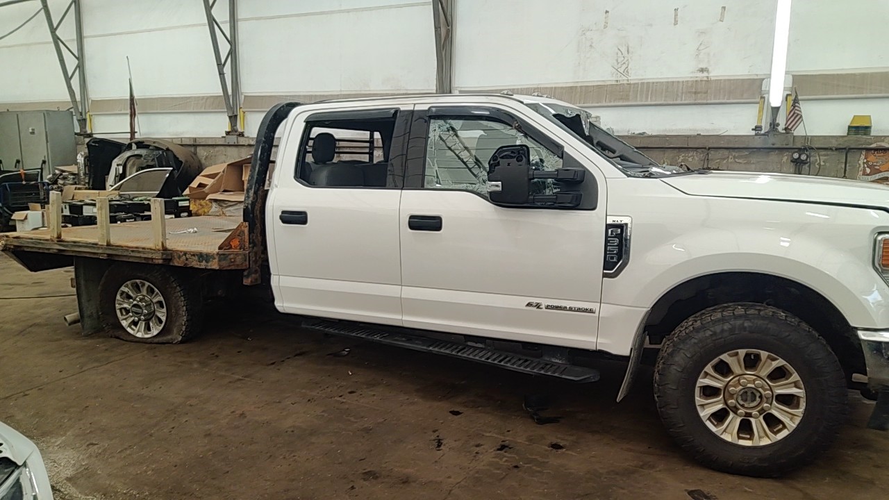 https://f005.backblazeb2.com/file/img-partshotlines-com/Inventory/NE219/Vehicle/489244_04.jpg