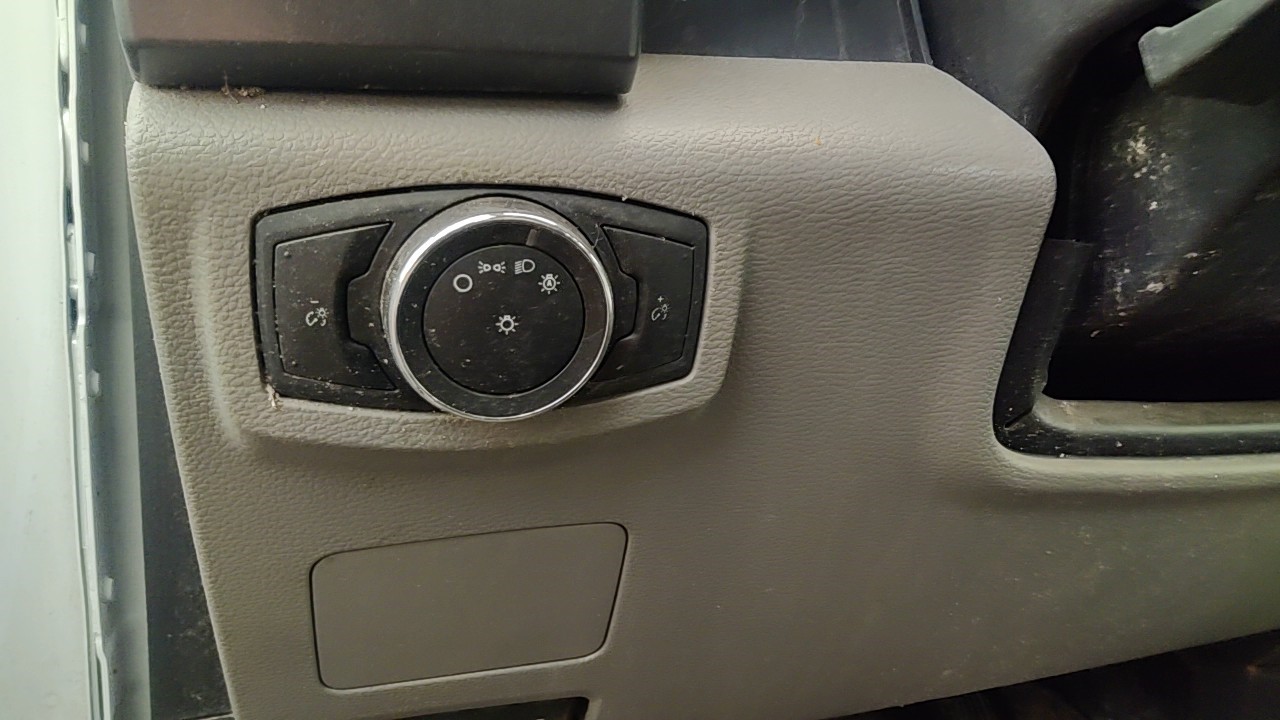 https://f005.backblazeb2.com/file/img-partshotlines-com/Inventory/NE219/Vehicle/489244_12.jpg