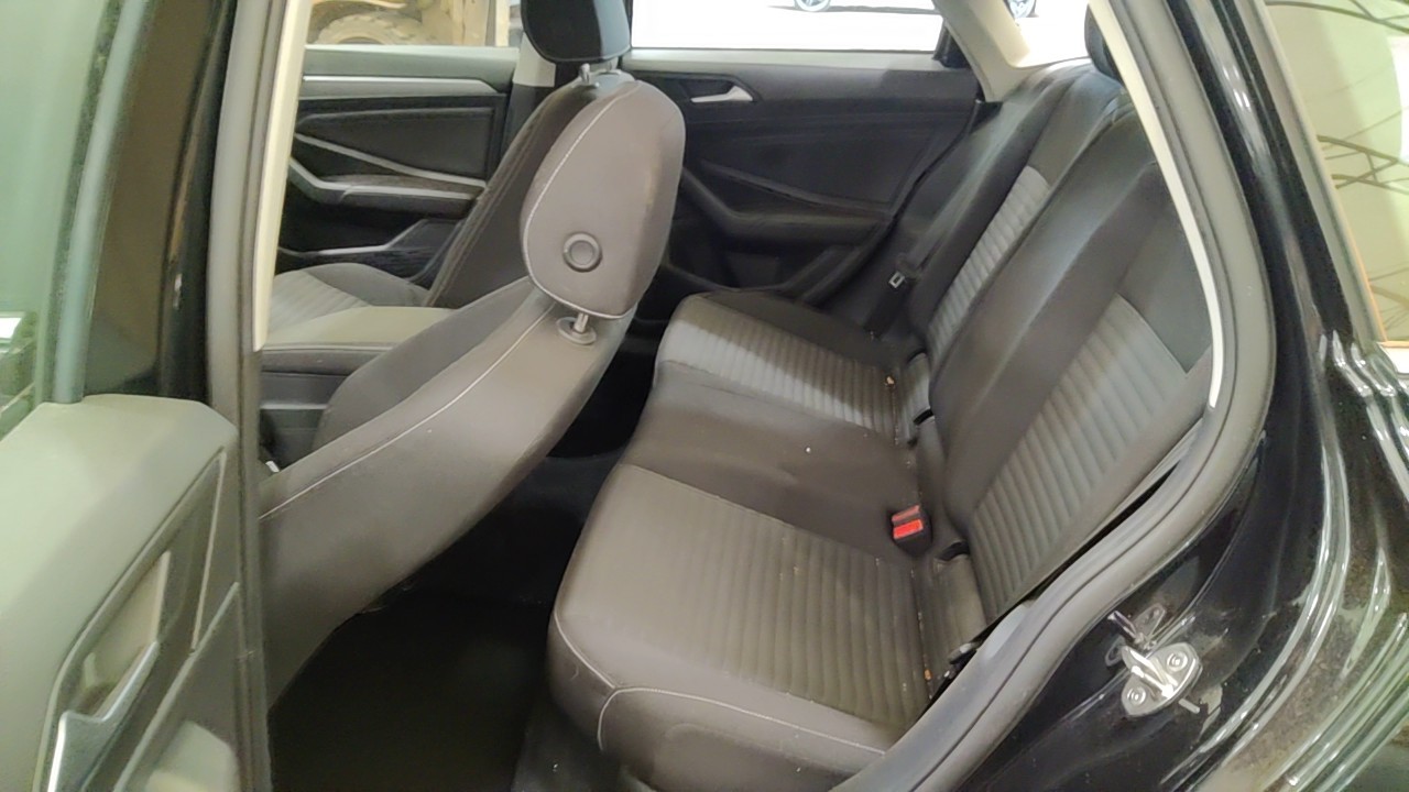 https://f005.backblazeb2.com/file/img-partshotlines-com/Inventory/NE219/Vehicle/489351_11.jpg
