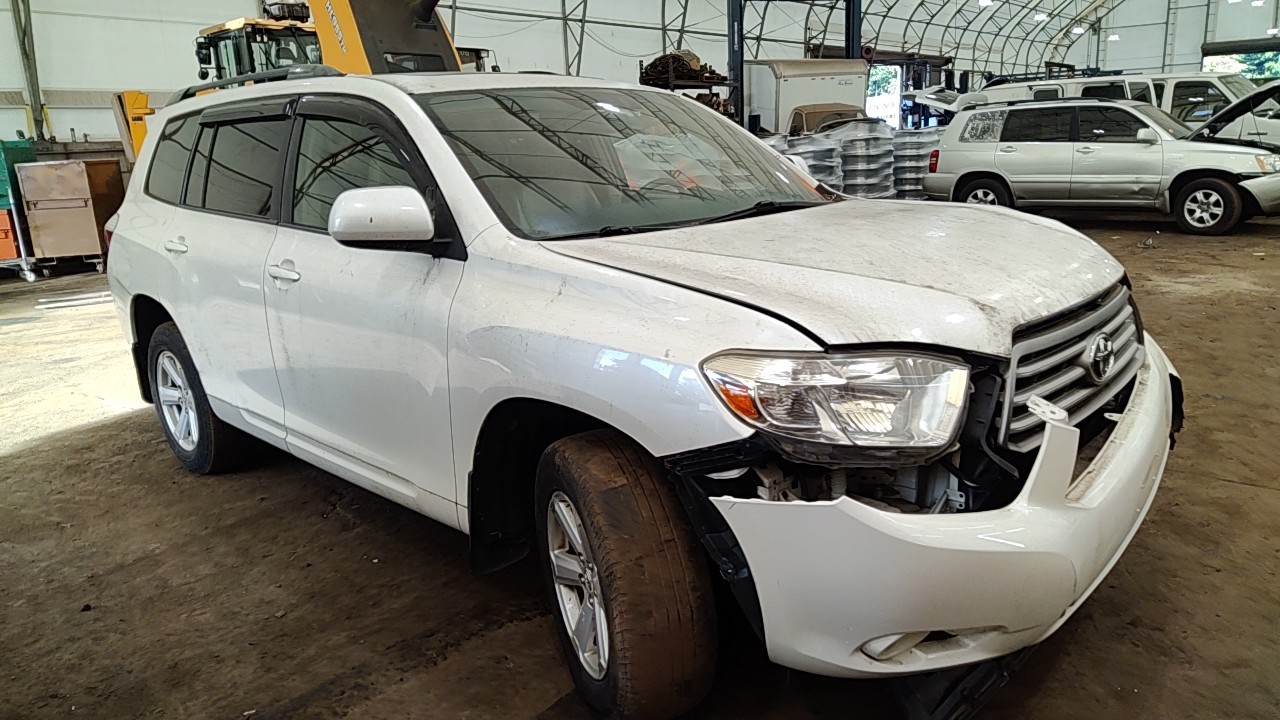 https://f005.backblazeb2.com/file/img-partshotlines-com/Inventory/NE219/Vehicle/489659_07.jpg