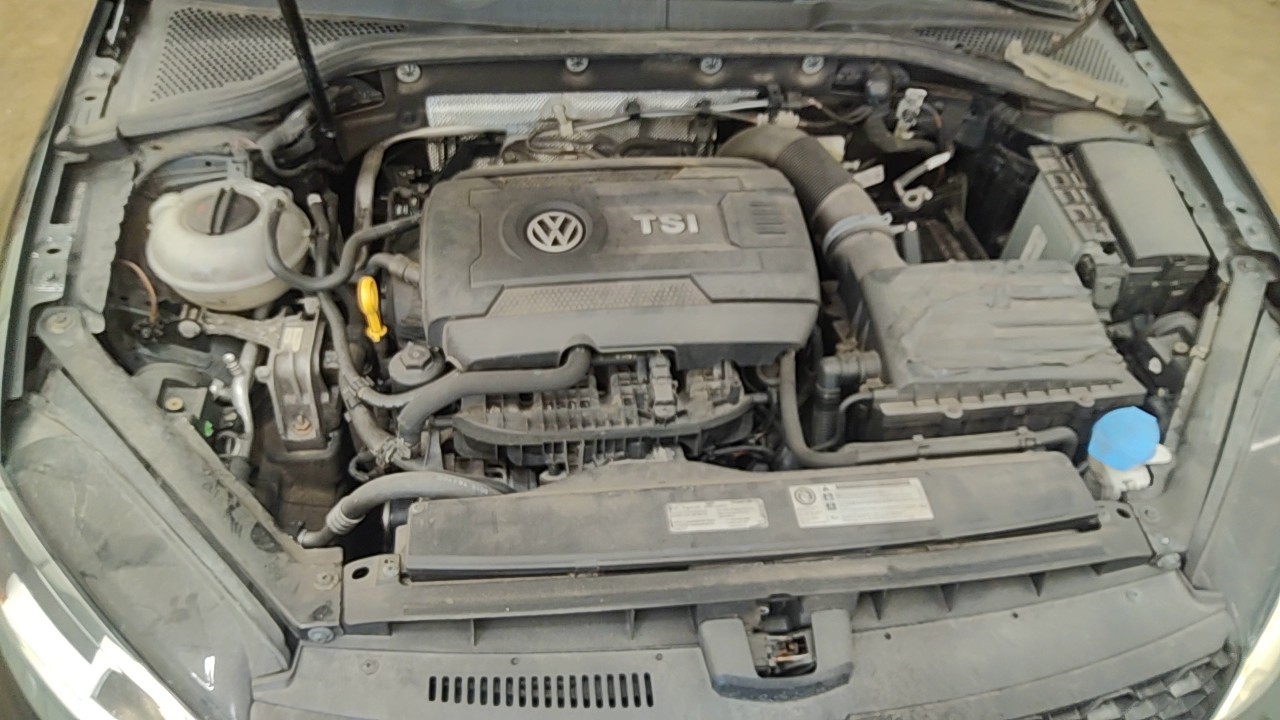 https://f005.backblazeb2.com/file/img-partshotlines-com/Inventory/NE219/Vehicle/489971_10.jpg