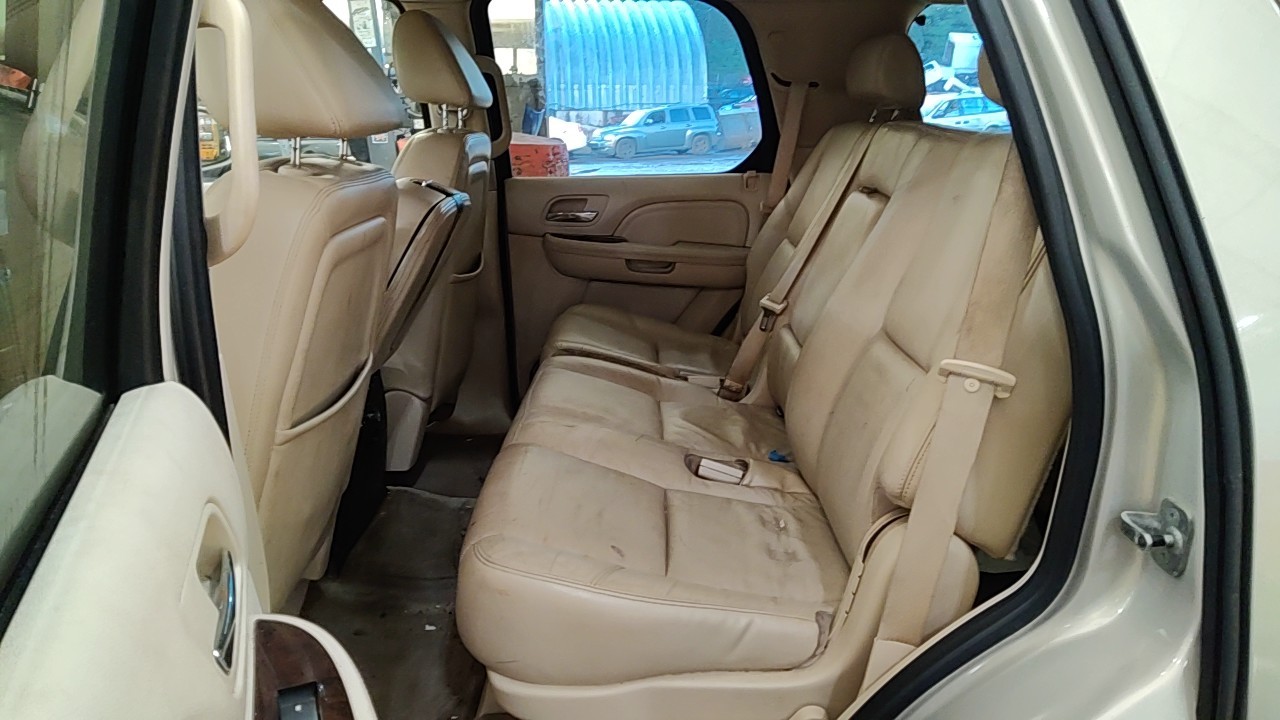 https://f005.backblazeb2.com/file/img-partshotlines-com/Inventory/NE219/Vehicle/490008_10.jpg