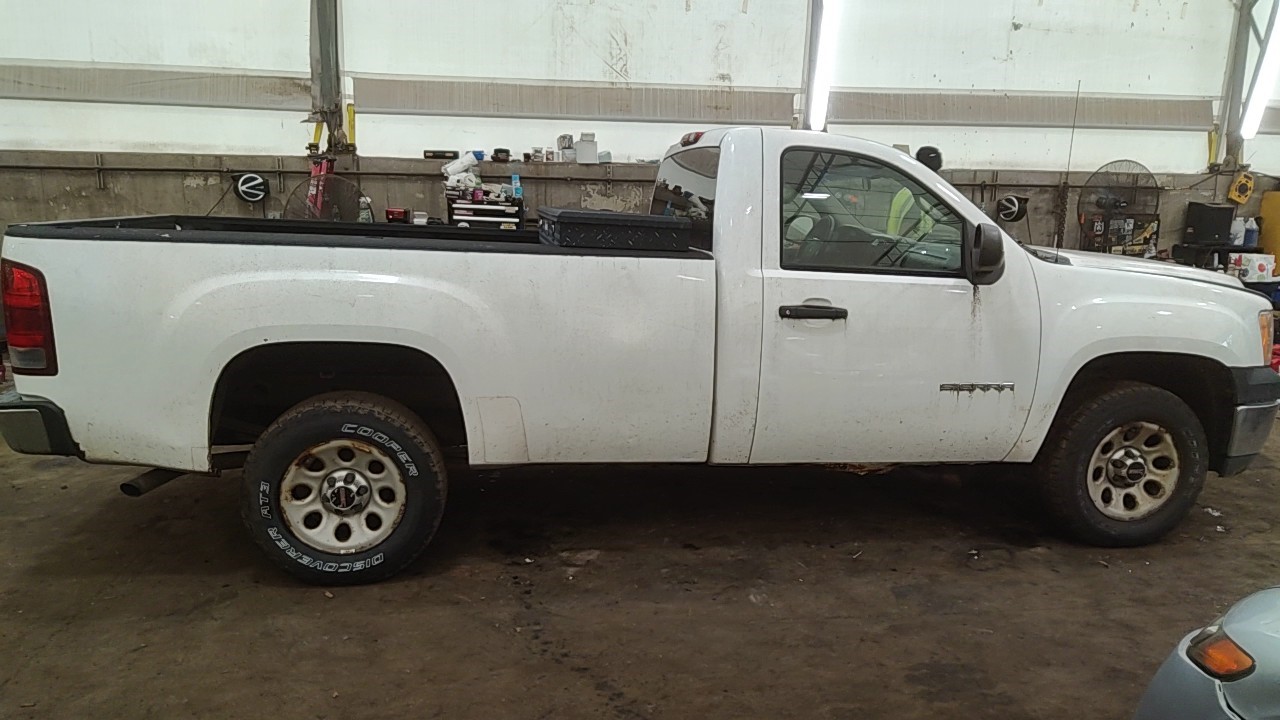 https://f005.backblazeb2.com/file/img-partshotlines-com/Inventory/NE219/Vehicle/490013_03.jpg