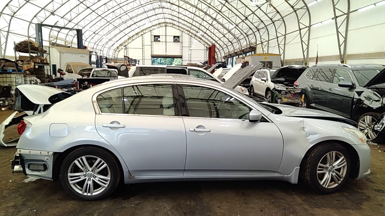 https://f005.backblazeb2.com/file/img-partshotlines-com/Inventory/NE219/Vehicle/490050_01.jpg