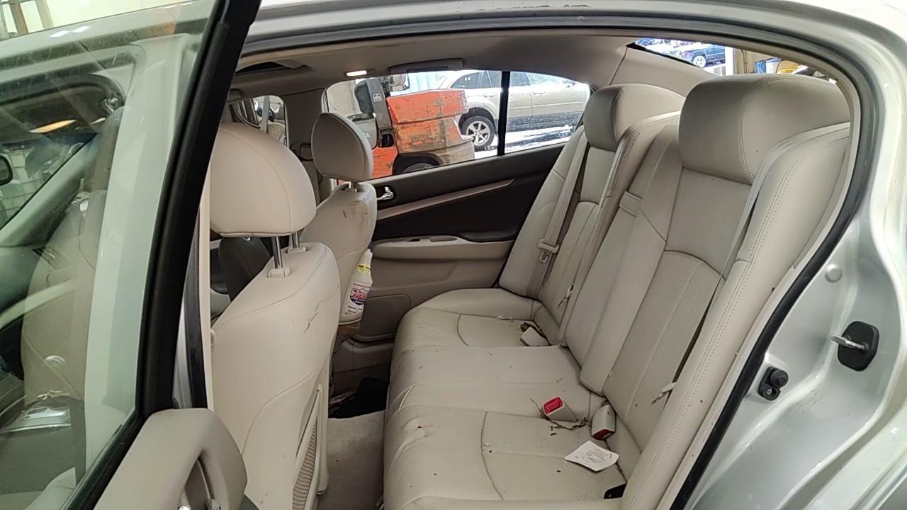 https://f005.backblazeb2.com/file/img-partshotlines-com/Inventory/NE219/Vehicle/490050_10.jpg