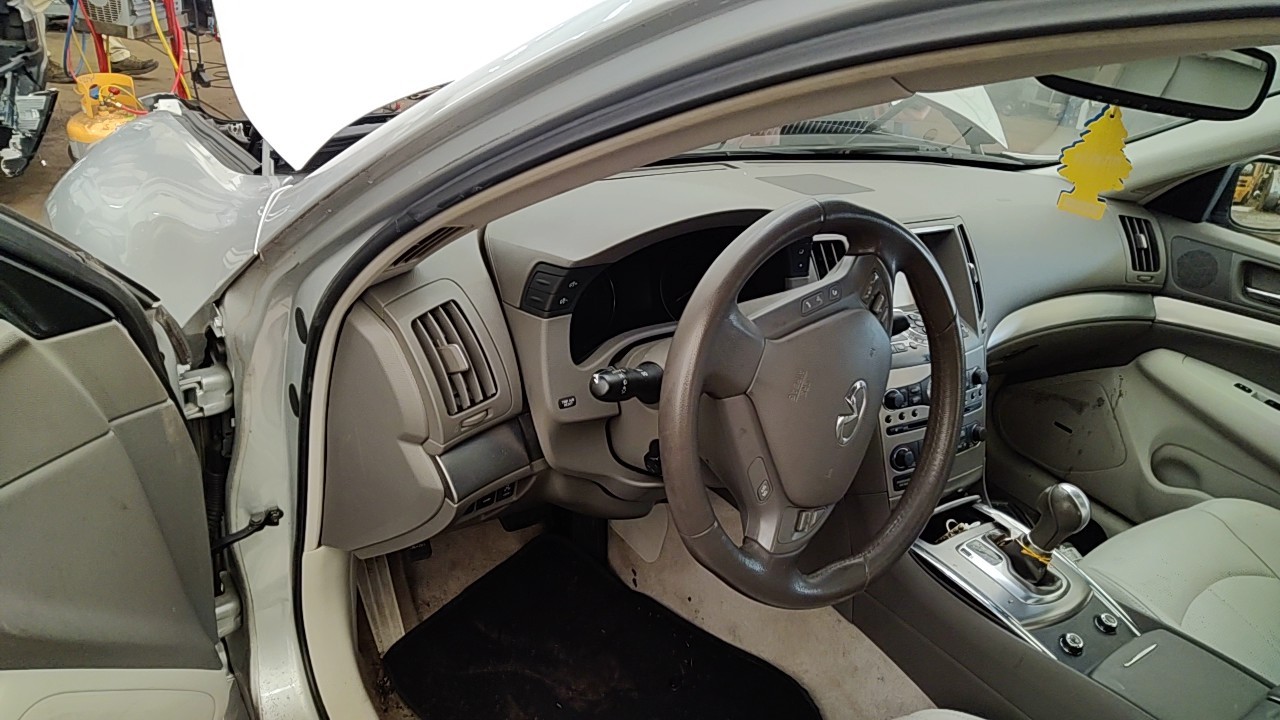 https://f005.backblazeb2.com/file/img-partshotlines-com/Inventory/NE219/Vehicle/490050_12.jpg