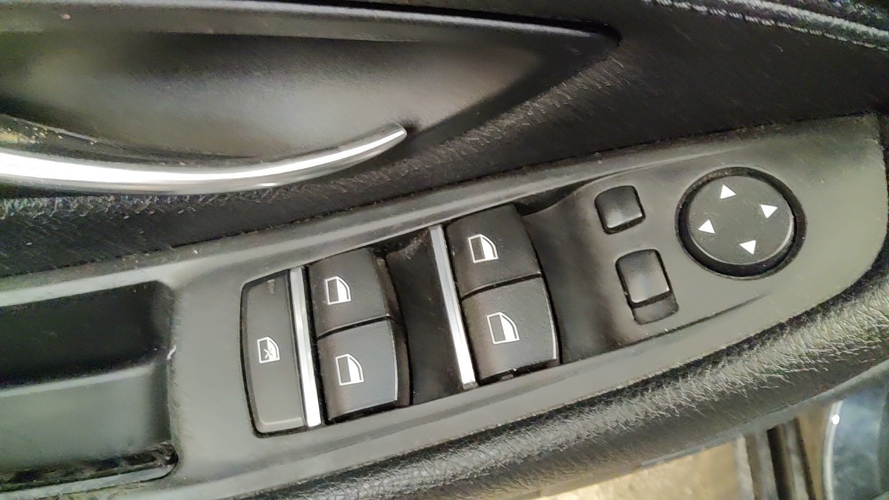 https://f005.backblazeb2.com/file/img-partshotlines-com/Inventory/NE219/Vehicle/490098_10.jpg