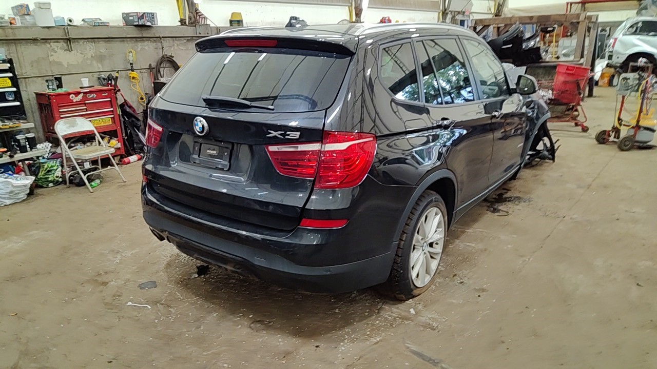 https://f005.backblazeb2.com/file/img-partshotlines-com/Inventory/NE219/Vehicle/490197_08.jpg