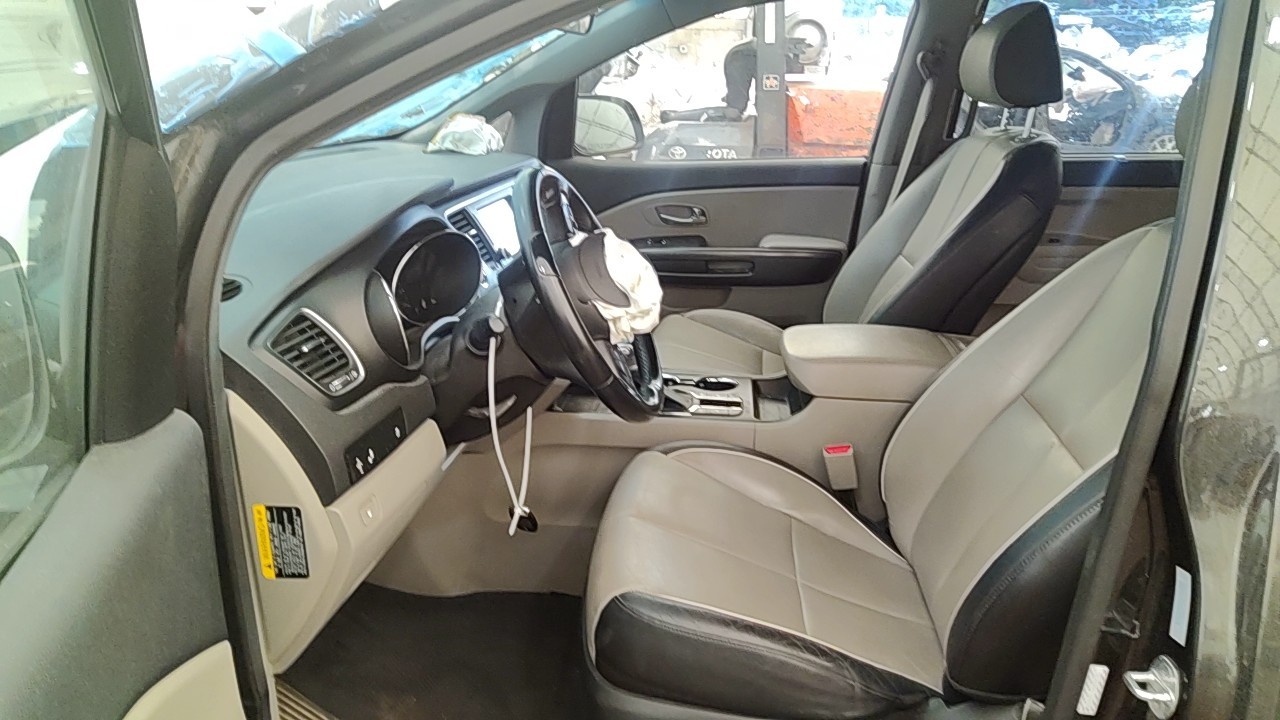 https://f005.backblazeb2.com/file/img-partshotlines-com/Inventory/NE219/Vehicle/490406_12.jpg
