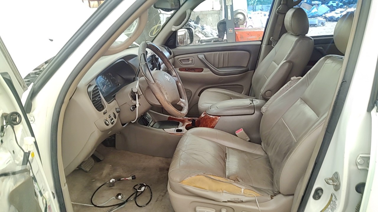 https://f005.backblazeb2.com/file/img-partshotlines-com/Inventory/NE219/Vehicle/490408_11.jpg