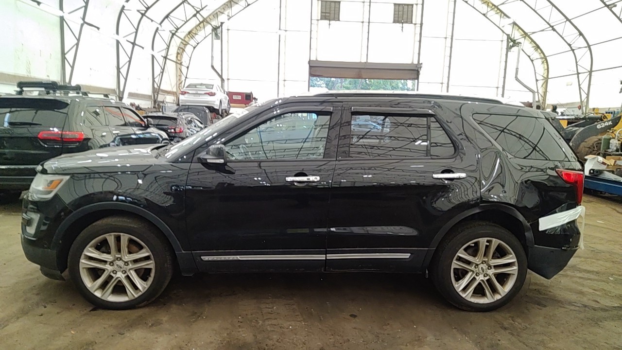https://f005.backblazeb2.com/file/img-partshotlines-com/Inventory/NE219/Vehicle/490633_07.jpg