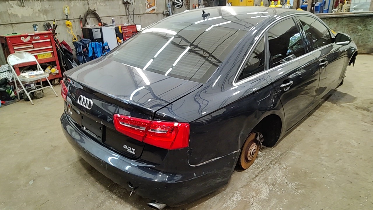 https://f005.backblazeb2.com/file/img-partshotlines-com/Inventory/NE219/Vehicle/490685_09.jpg