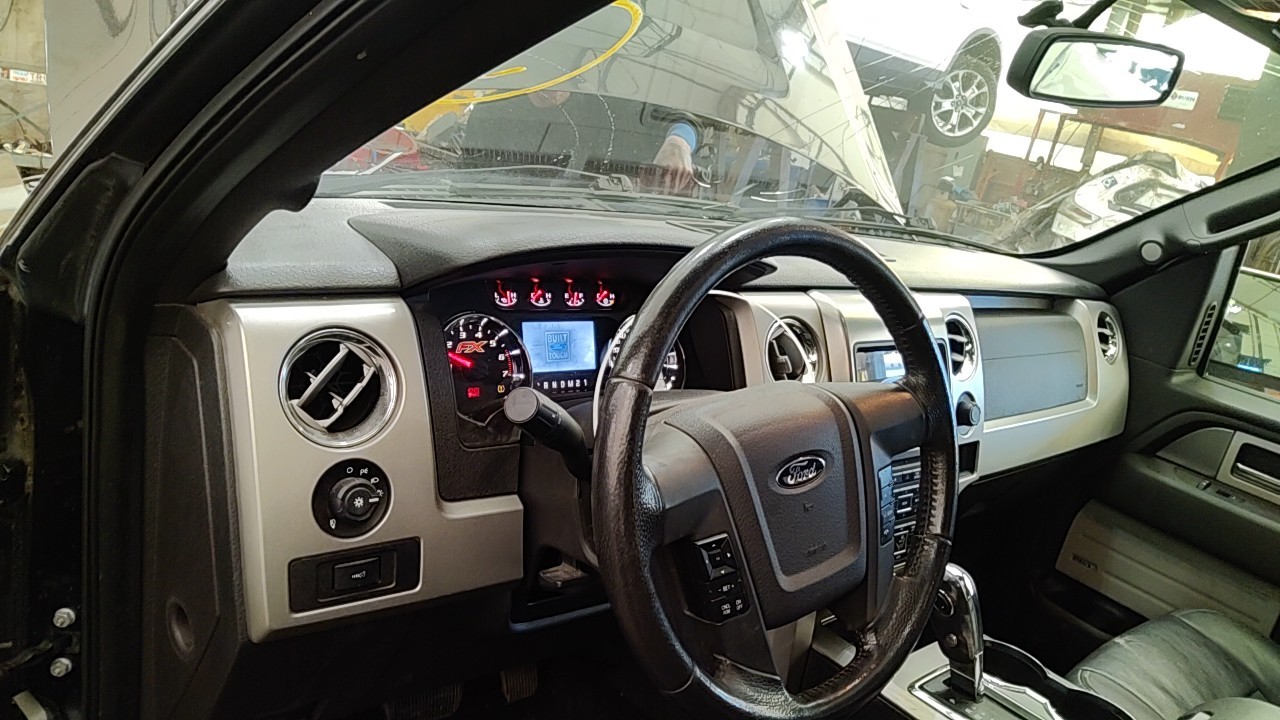 https://f005.backblazeb2.com/file/img-partshotlines-com/Inventory/NE219/Vehicle/490998_12.jpg