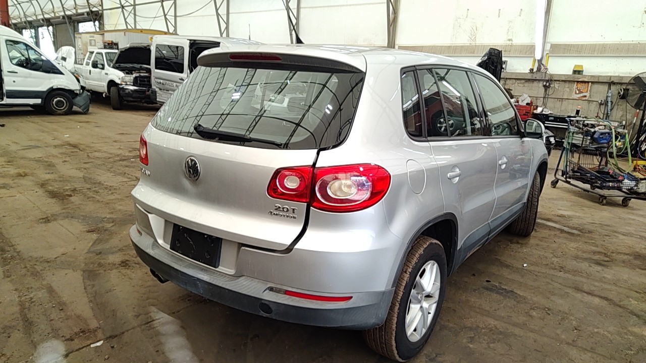https://f005.backblazeb2.com/file/img-partshotlines-com/Inventory/NE219/Vehicle/491255_02.jpg