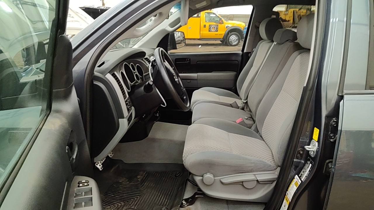 https://f005.backblazeb2.com/file/img-partshotlines-com/Inventory/NE219/Vehicle/491773_09.jpg