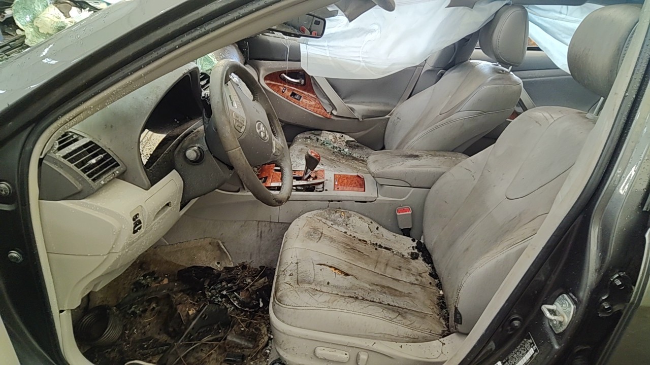 https://f005.backblazeb2.com/file/img-partshotlines-com/Inventory/NE219/Vehicle/492889_11.jpg